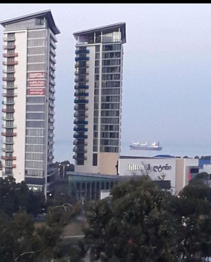 דירות באטומי Apartament With Sea View מראה חיצוני תמונה