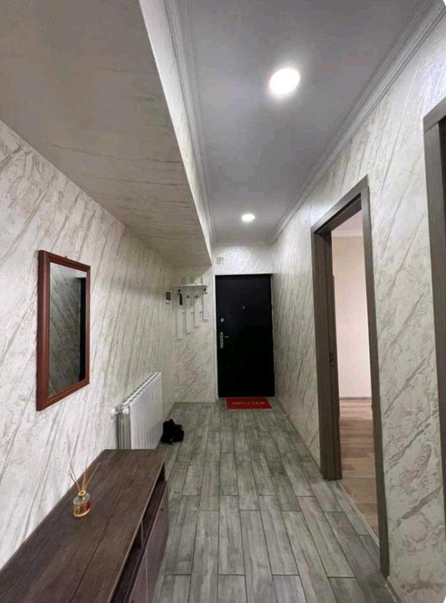 דירות באטומי Apartament With Sea View חדר תמונה