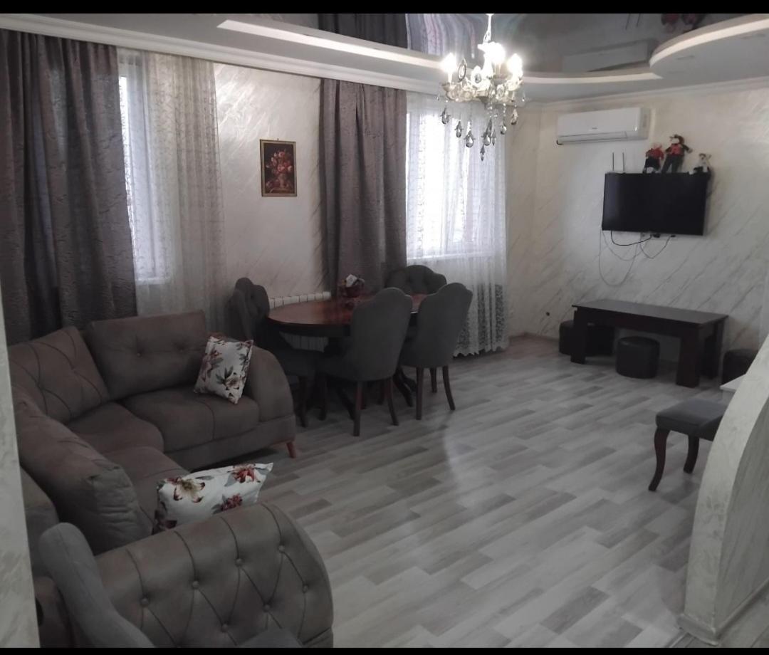 דירות באטומי Apartament With Sea View מראה חיצוני תמונה